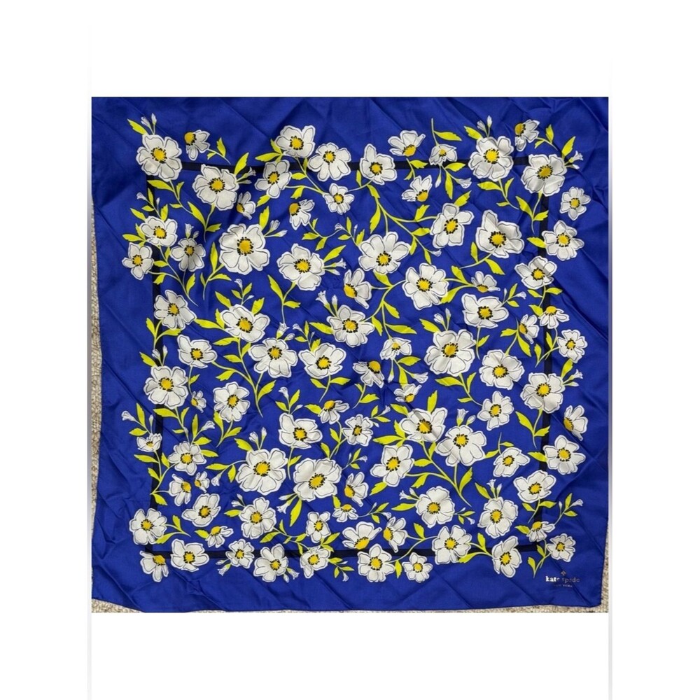 Kate Spade Blue White Sunshine Floral Silk Scarf NWT Daisies Flowers Bright